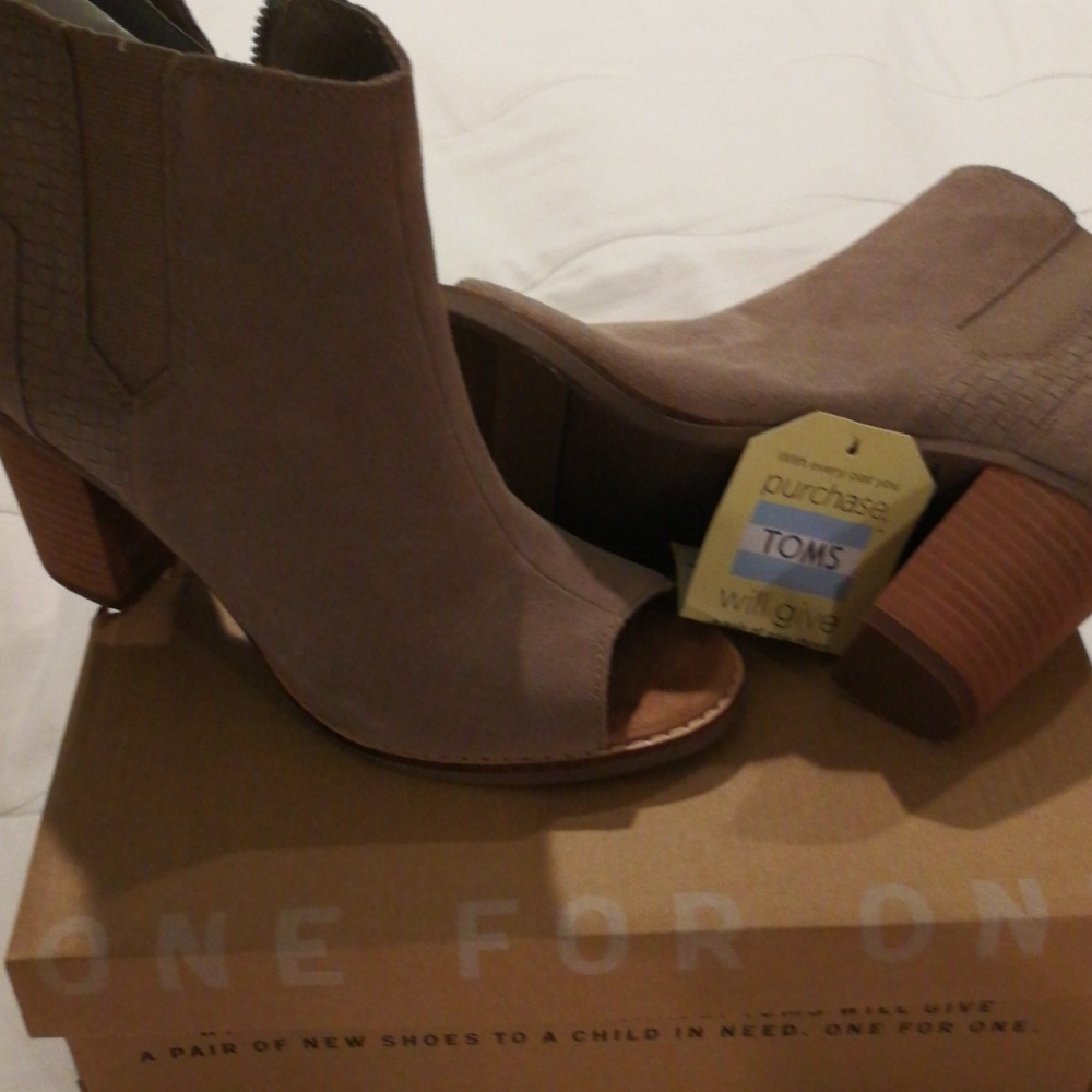 Toms peep toe boots